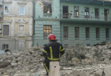 Ataque noturno russo a Odessa deixa dois mortos e 22 feridos