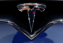 Tesla supera expectativas e bate recorde de entregas no 2º trimestre