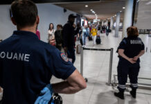Seis aeroportos franceses são esvaziados por ameaça de bomba