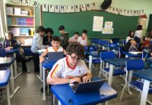 Recursos digitais contribuem para aprendizado dos estudantes e agilizam avaliações de desempenho em sala de aula