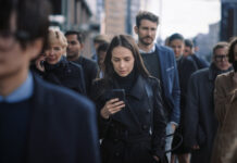 Vício no celular: A sua relação com o telefone passa dos limites?