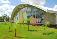 Exposições nas Bibliotecas Municipais de Sorocaba apresentam a história do Natal representada por diferentes culturas