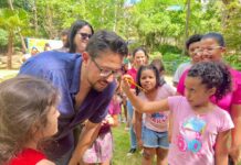 Curso gratuito de férias do Parque da Biquinha reúne crianças e seus familiares para atividades de Educação Ambiental