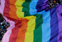 Ação no STF quer derrubar lei do AM que proíbe crianças em paradas do orgulho LGBTQIA+