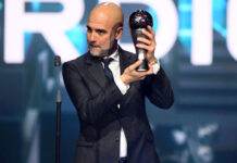 Guardiola é eleito o melhor treinador do ano e solta palavrão: "F***"!