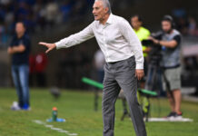 Flamengo adota solução caseira em trocas no futebol, mas Tite perde referências