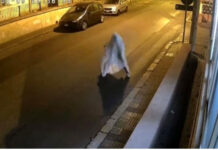 Homem assombra ex-mulher vestido de fantasma