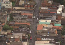 Adolescente morre após ser arrastado por enxurrada para bueiro na Grande SP