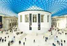 British Museum processa curador por vender 1.800 peças raras no Ebay