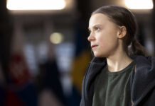 Polícia da Holanda prende Greta Thunberg em manifestação pelo clima