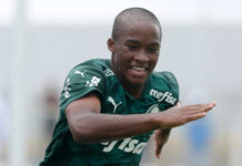 Jornais da Espanha enaltecem drible de Endrick em empate do Palmeiras com o Flamengo