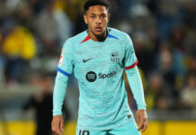 Xavi Hernandez sinaliza que futuro de Vitor Roque no Barça está indefinido