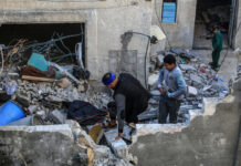 Israel mata 3 filhos e 3 netos de líder político do Hamas na Faixa de Gaza