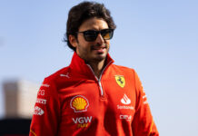 Carlos Sainz aparece como favorito para assumir posto de Hamilton na Mercedes, diz jornal
