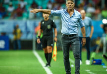 Bahia bate o Grêmio, e Renato Gaúcho abandona o campo no fim do jogo