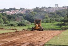 Prefeitura de Sorocaba dá início à revitalização de campo de futebol no Jardim Sol Nascente