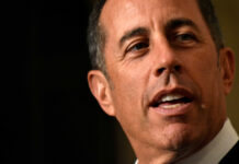 Jerry Seinfeld é hostilizado por manifestante pró-Gaza em stand-up