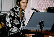 Bíblia que Elvis Presley tinha com ele quando morreu vai a leilão