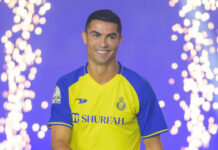 Cristiano Ronaldo comemora recorde pelo Saudita