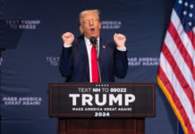 Trump acusa imigrantes de "trazer terroristas" e "doenças contagiosas"