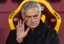 Candidato à presidência do Fenerbahçe diz ter acordo com Mourinho para assumir a equipe