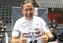 Augusto diz que faz ‘trabalho fantástico’ e promete melhora do Corinthians