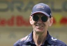 Adrian Newey se esquiva de aposentadoria e diz que poderá defender outra equipe da F-1 em 2025
