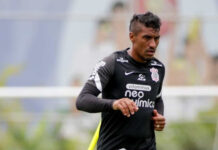 Paulinho, ex-seleção brasileira e Corinthians, anuncia aposentadoria aos 36 anos