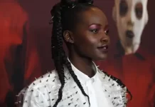 Lupita Nyong’o recorda morte de Chadwick Boseman e chora