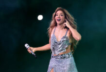 ‘Uma grande mulher e amiga’, diz Shakira sobre Anitta