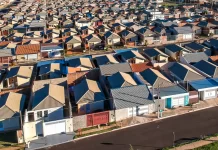 Lula entrega conjunto residencial com mais de mil moradias em Belém