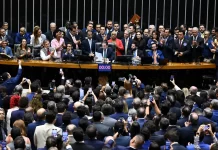 Câmara sugere medidas “antipáticas” para substituir aumento do IOF