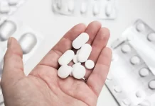 Médico deixa aviso sério sobre uso de ibuprofeno e paracetamol