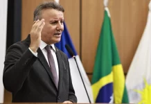 Prefeito de Palmas é alvo da PF em operação sobre venda de sentenças no STJ