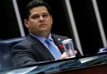 Alcolumbre se diz contra cota para mulheres no Congresso; hoje elas são menos de 20%