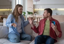 Sempre discutindo! Os signos que costumam perder a calma no amor