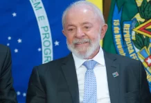 Lula diz que, ‘se estiver bonitão do jeito que estou, extrema direita não volta a governar’