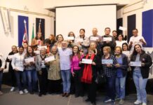 Entidades da 44ª Festa Julina Beneficente de Sorocaba recebem cheques simbólicos no valor de R$ 5 mil do Tauste Supermercados