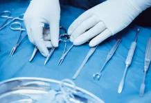 Mulheres dizem que sofreram deformações faciais após procedimentos estéticos em SC