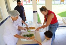 Projeto “Férias Nutritivas” garante alimentação a alunos da rede municipal durante o recesso escolar