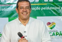 Prefeito de Macapá agride jornalista com mata-leão durante visita a obra