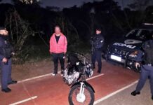 Motocicleta furtada é localizada pela GCM em mata na Zona Norte