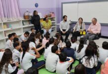 Alunos da E.M. “Quinzinho de Barros” recebem a visita de familiares do patrono da escola