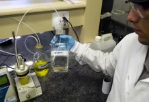 Casos confirmados de intoxicação por metanol chegam a 59 no Brasil