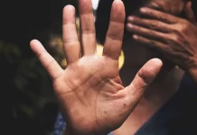 4 em cada 10 brasileiras não reconhecem agressões vividas como violência contra a mulher