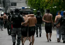 Delegado baleado em megaoperação do Rio tem alta (após perna amputada)