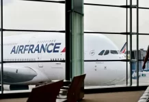 Família expulsa de voo da Air France detalha confusão com tripulação