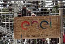 Procon multa Enel em R$ 14 milhões por apagões em São Paulo