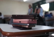 MEC fará pesquisa sobre impacto da restrição de celular nas escolas