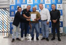 Prefeitura de Sorocaba entrega contratos de doação de terrenos a famílias do Habiteto